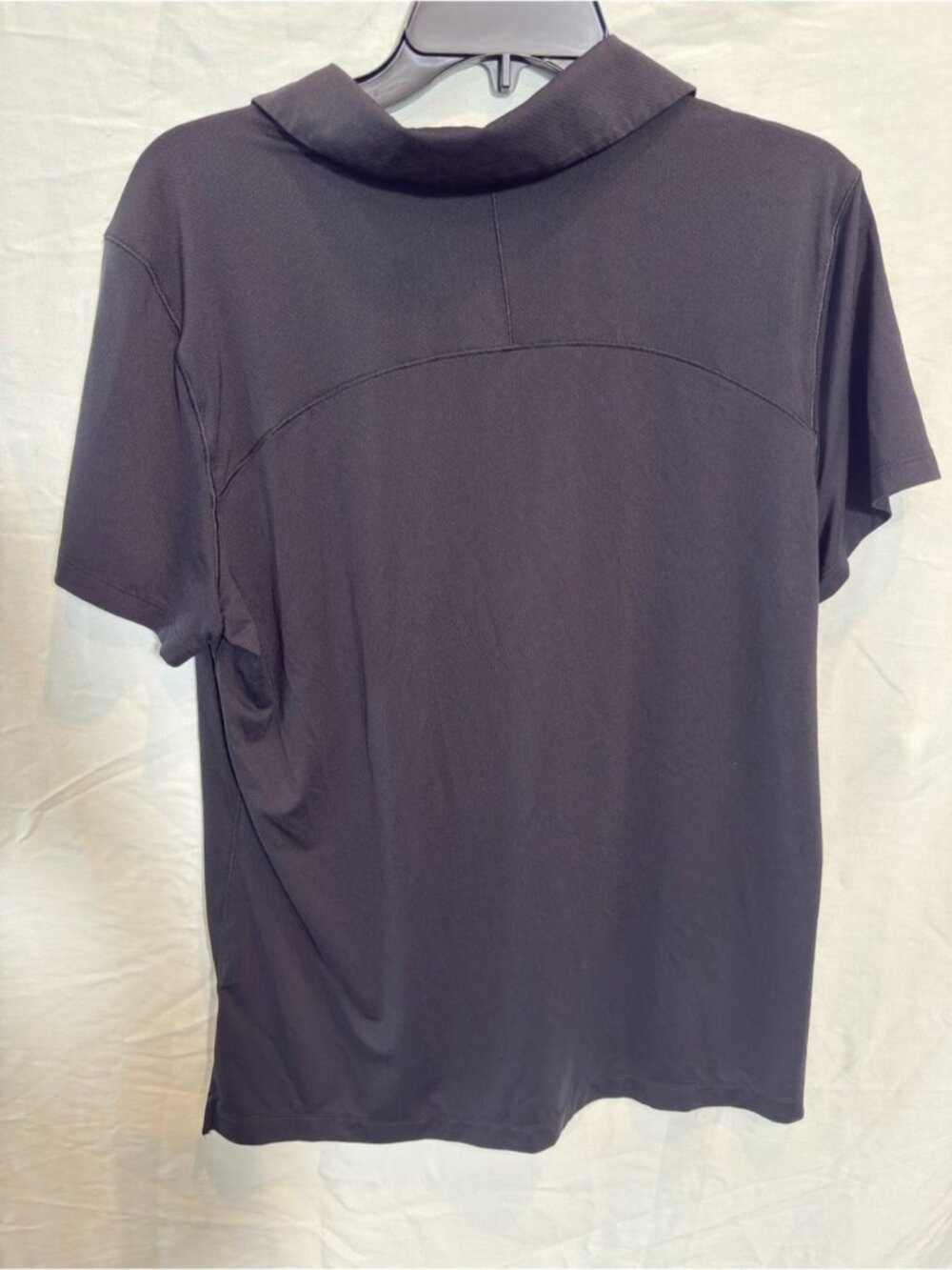 women’s black Short-Sleeve Polo - Picture 2 of 2